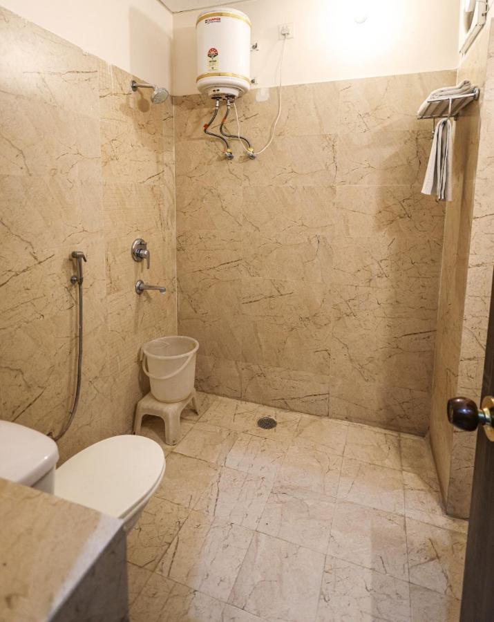 Hotel The Leaf - Gomti Nagar Lucknow Dış mekan fotoğraf