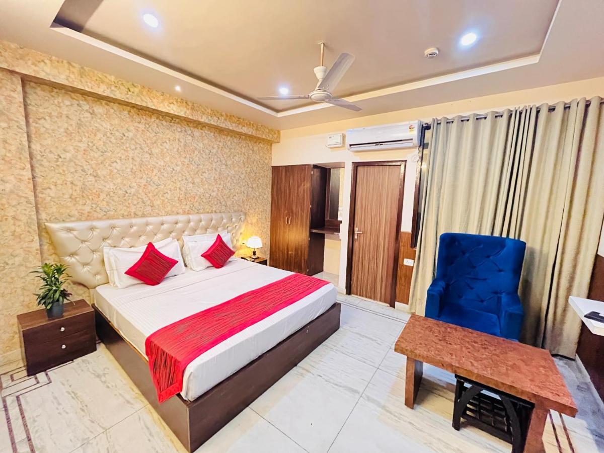 Hotel The Leaf - Gomti Nagar Lucknow Dış mekan fotoğraf